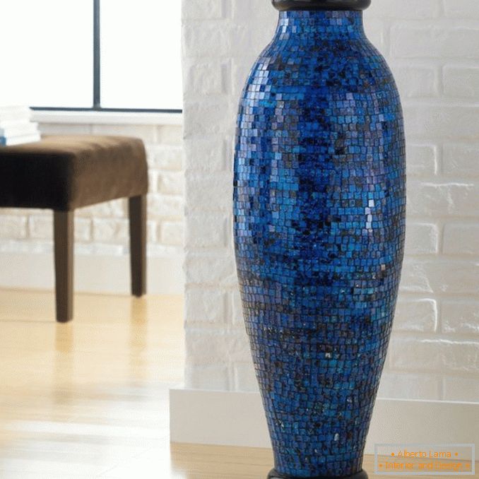 Vase glued with mosaic