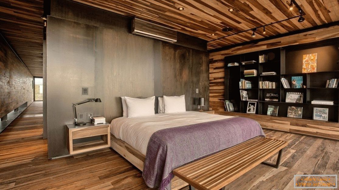 Walls, floors and ceilings are finished with wooden panels