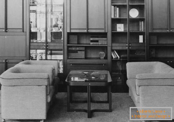 Living room design in the Soviet Union