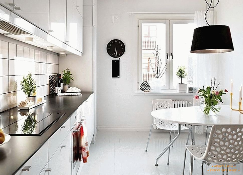8 suggestions for small kitchen design