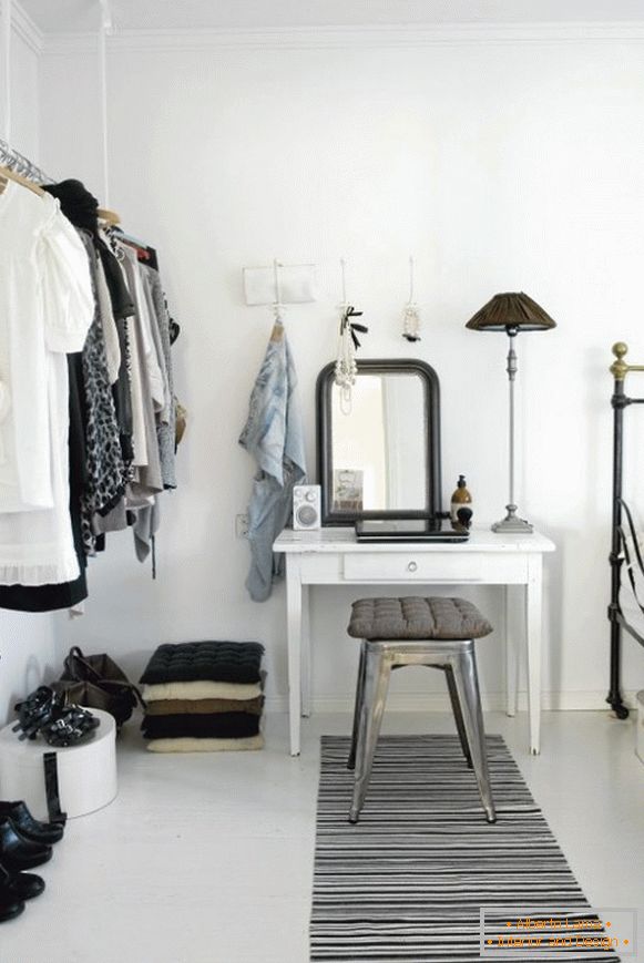 Topical design ideas: how to place a dressing room in a