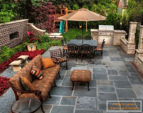 Design of the yard of a private house - 40 photos of modern