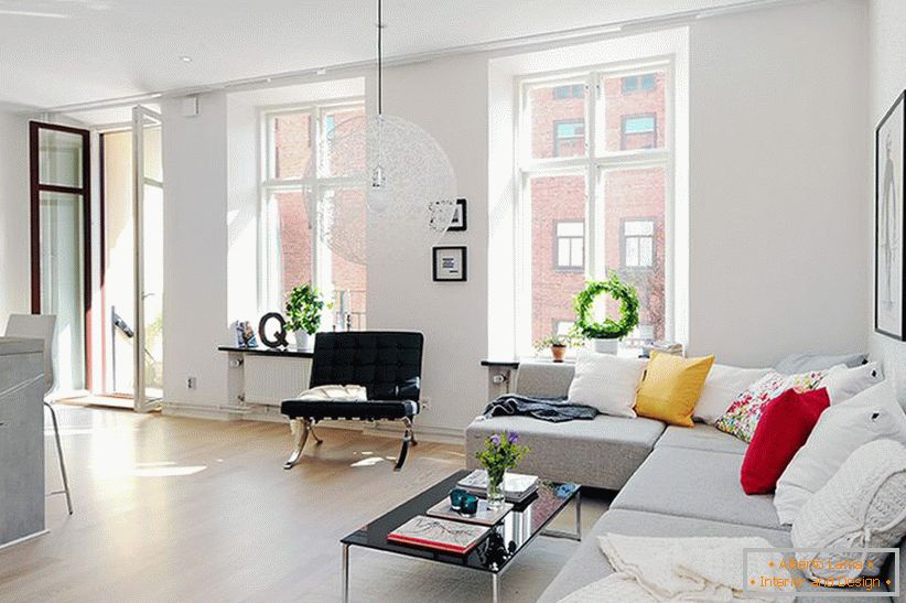 Design an apartment with an open plan - feel the color of