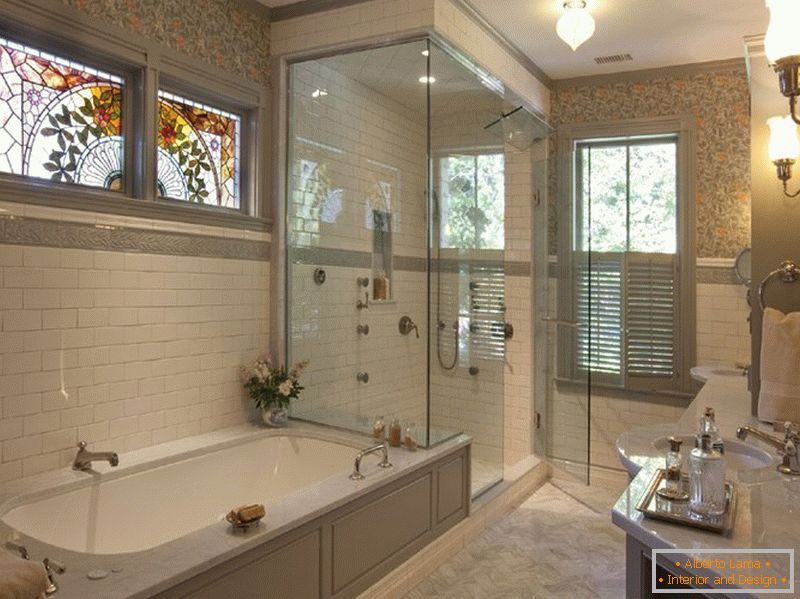 Bathroom design with window +75 photo