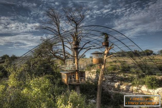 A tree house for a family holiday - cypress valley in texas