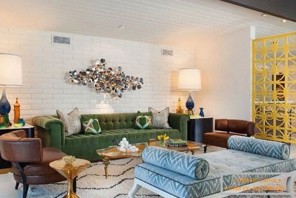 Indian furniture and decor in the interior