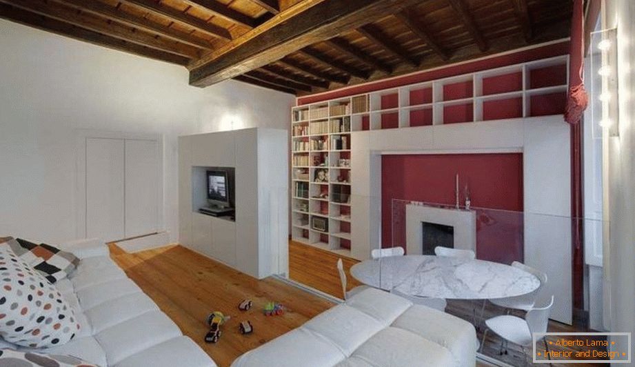 From one-room - three-room: original reconstruction from