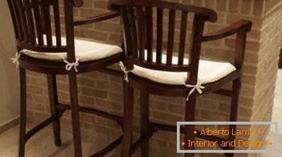 How does the bar look in the interior?