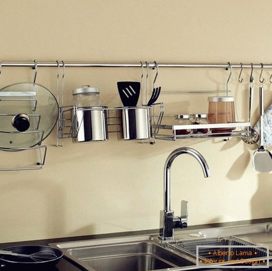 How to visually enlarge a small kitchen - 5 practical tips