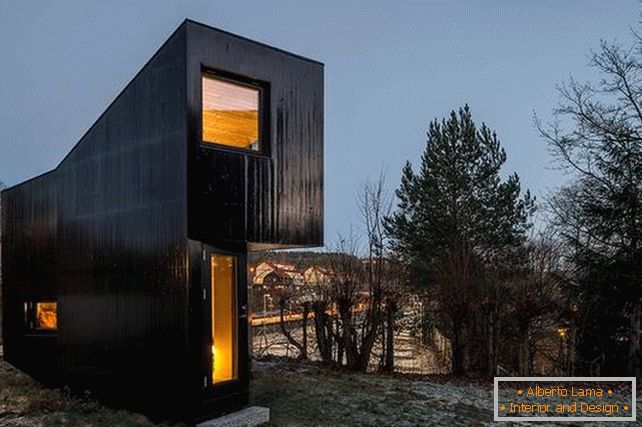 Room for the writer: a vivid example of a unique interior