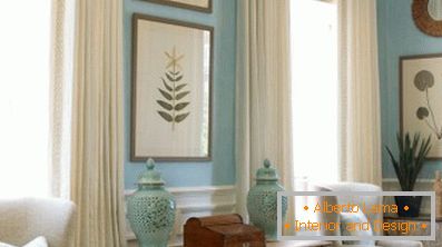 Lambrequins - decor for the upper part of the curtains,