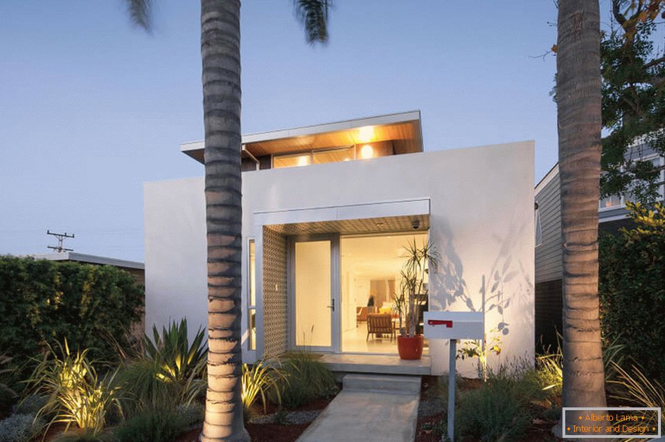 Non-standard solutions for a house project on a small plot