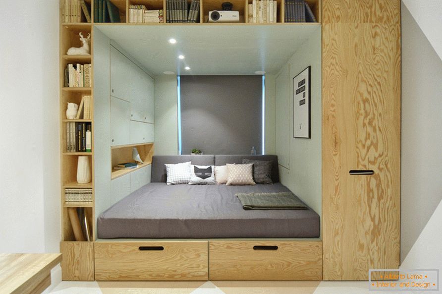 Making a small room from int2architecture: combining pieces