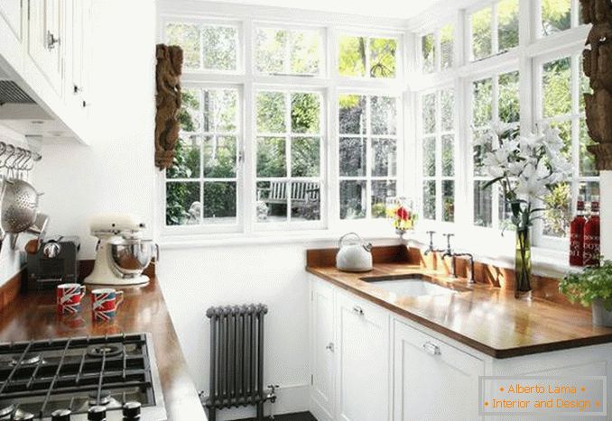 The original corner window in the interior of a private