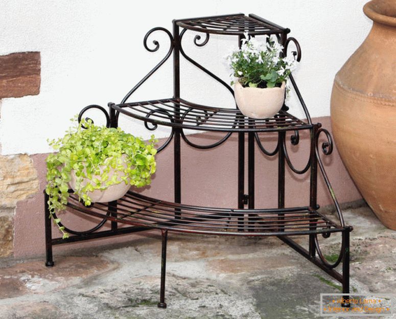Stands for flowers with your own hands - the instruction on