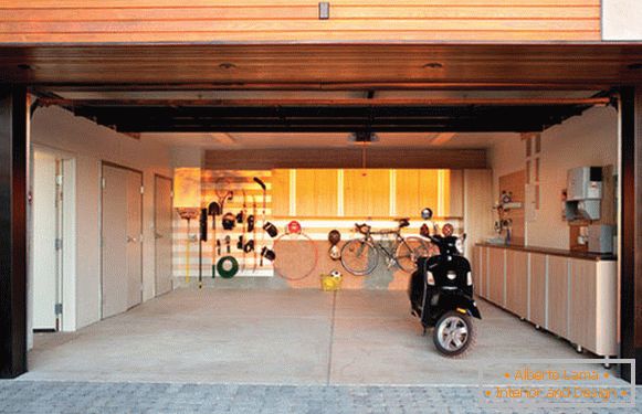Stunning ideas for garages for an iron horse - a motorcycle