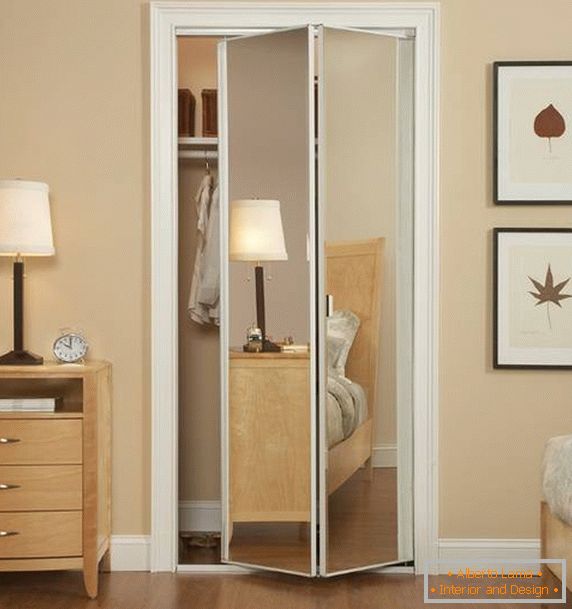 Psychology of interiors: symmetry, asymmetry and balance