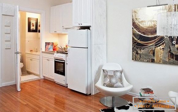 Scrupulous organization of living space at 18.5 square