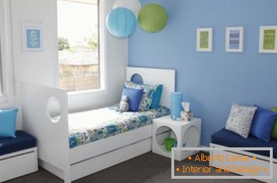 Free design of the interior of the children's room -