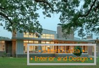 The raven lake ranch - a modern ranch in texas, usa