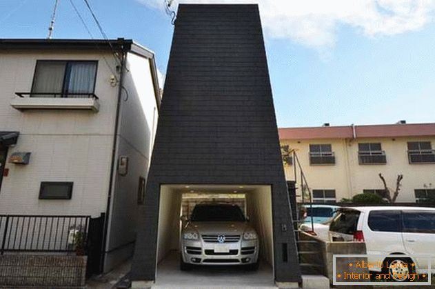 Trapezoidal house with garage from japanese architects