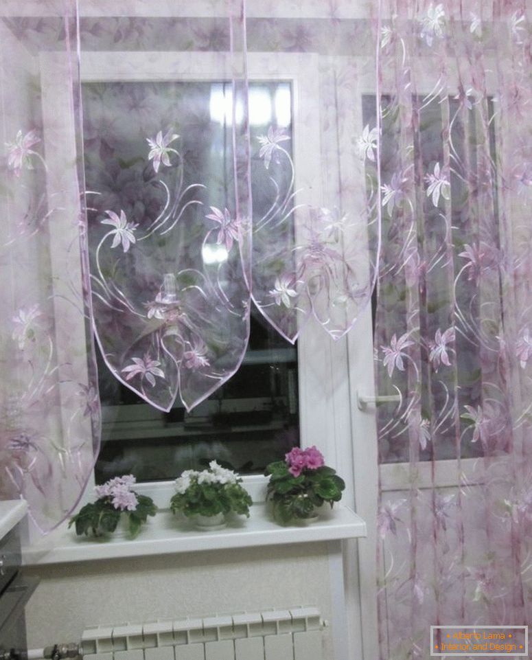Tulle in the kitchen - photos of the best new designs of